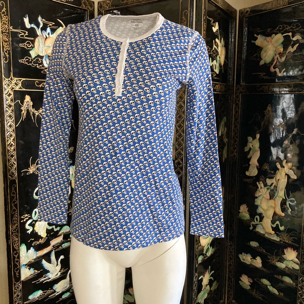 Roller rabbit pjs pajama top shirt blue day dead skulls punk Peru Pima cotton xs